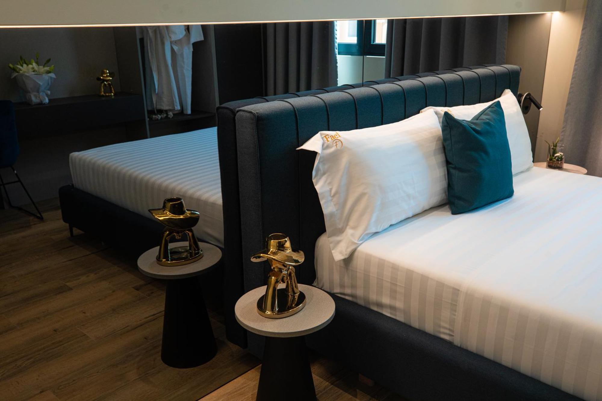 Luxury 
